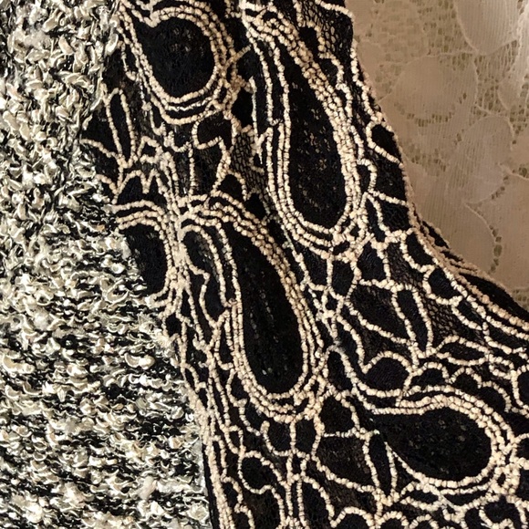 Sweater - Picture 3 of 4